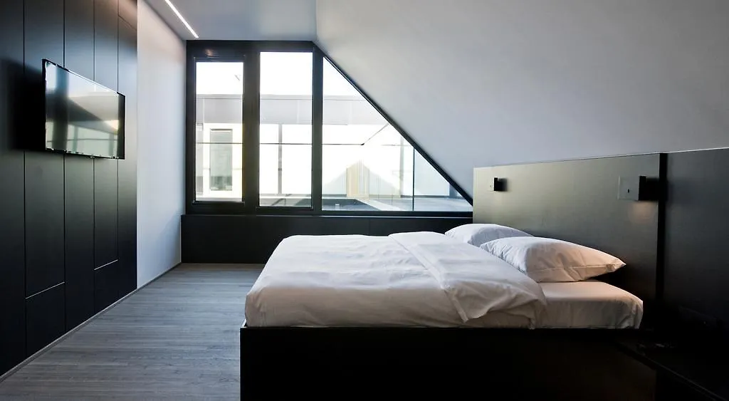 Sleep Well Youth Hostel Brussels Belgium
