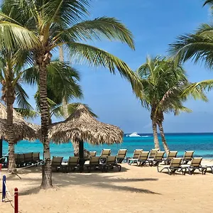 3-bedroom-beachfront-apt-cadaquescaribe-bayahibe-dominicus.comcaribbean.com/