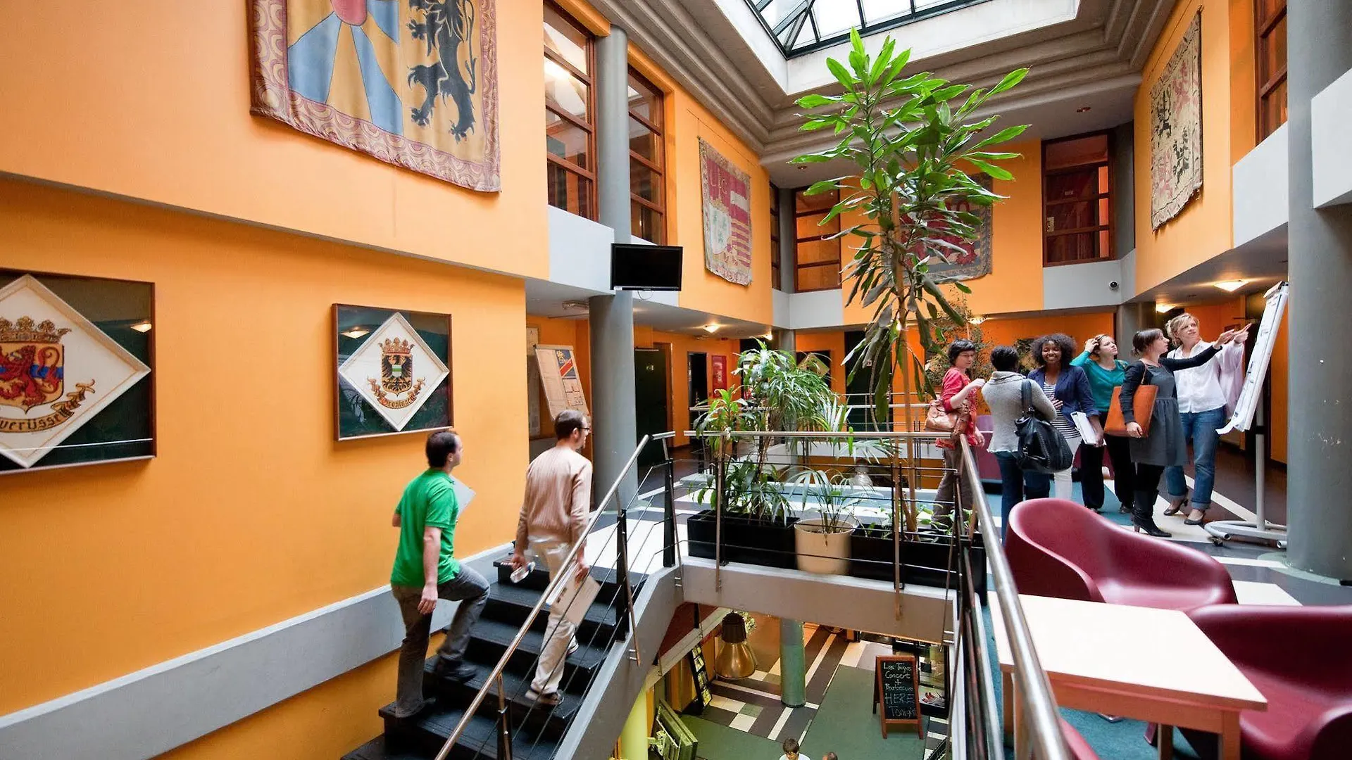 Sleep Well Youth Hostel Brussels Belgium